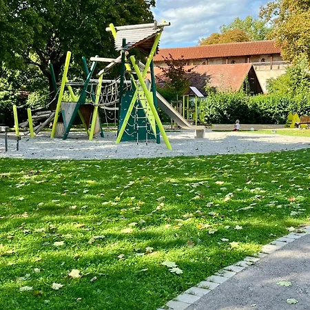 Schee Panorama - Ideal Fuer Gruppen Und Familien Appartement Nördlingen