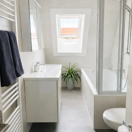 Schee Panorama - Ideal Fuer Gruppen Und Familien Appartement Nördlingen
