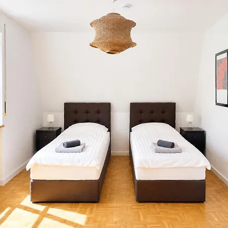 Schee Panorama - Ideal Fuer Gruppen Und Familien Apartamento *